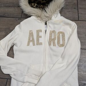 Aeropostale White Hoodie with Faux Fur and Leopard Lining